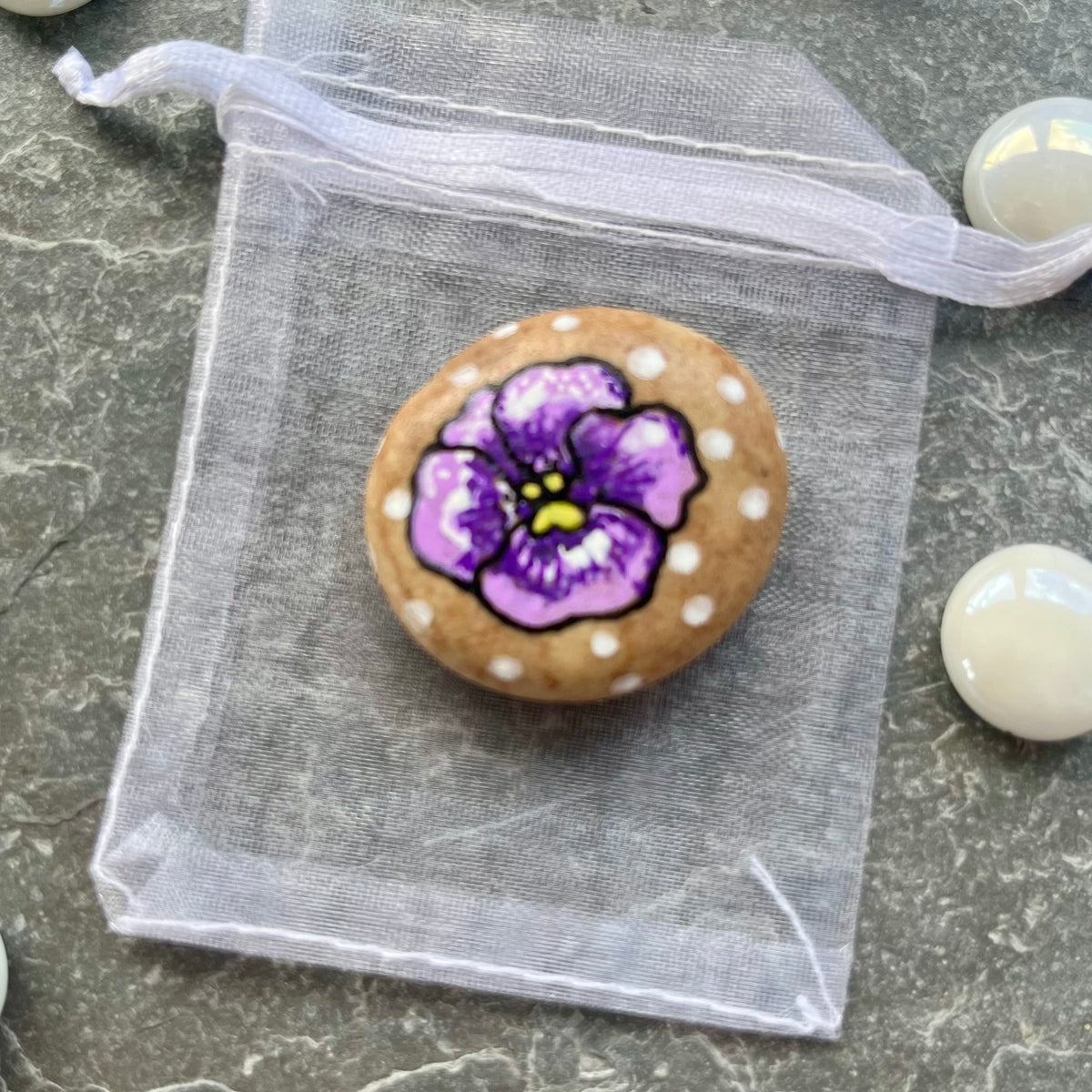 Pansy Hand Painted Stone – Small Floral Keepsake Gift UK