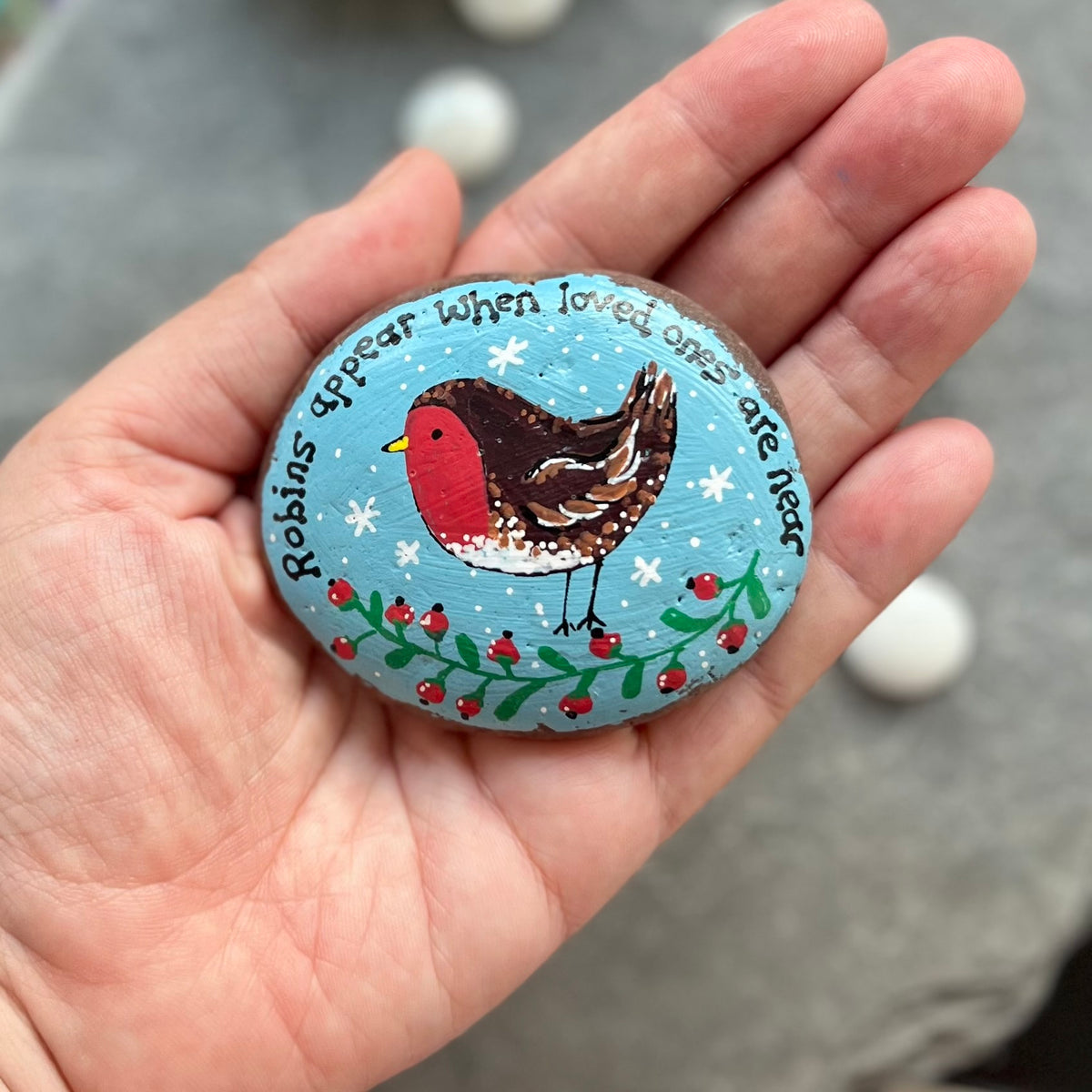 Robin Hand Painted Stone – Sympathy & Remembrance Keepsake Gift UK